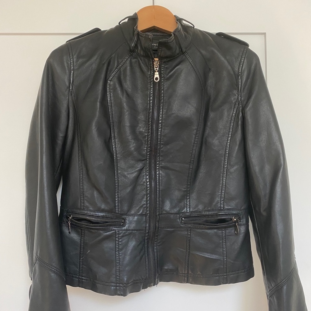 Faux leather jacket 🖤
